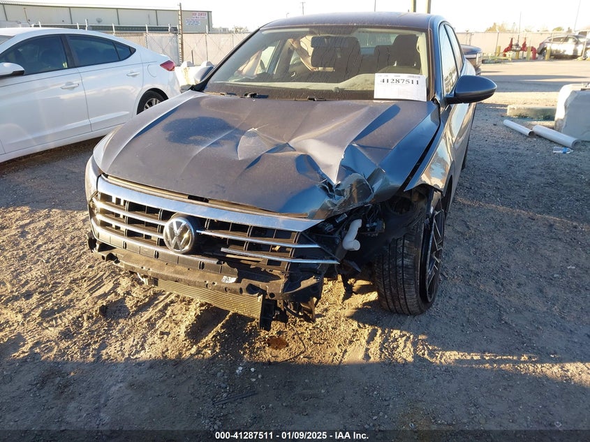 2019 VOLKSWAGEN JETTA VIN: 3VWCB7BU6KM271030