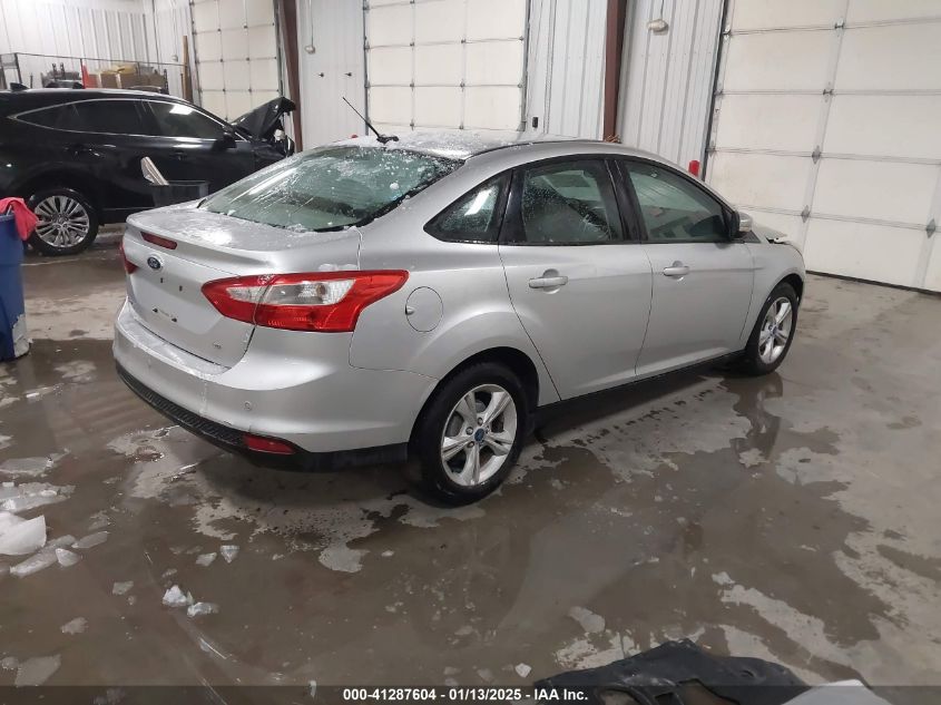 VIN 1FADP3F23DL235137 2013 Ford Focus, SE no.4