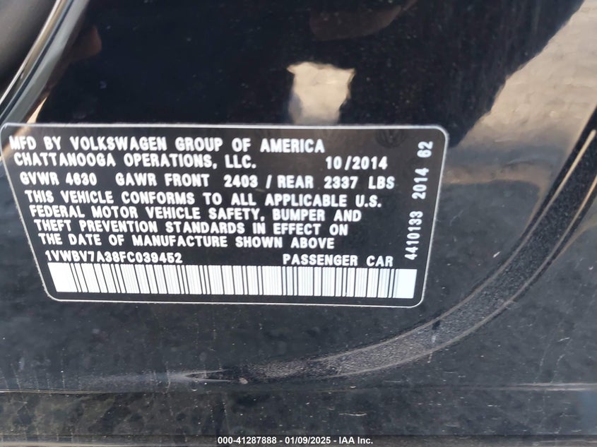 2015 VOLKSWAGEN PASSAT VIN: 1VWBV7A38FC039452