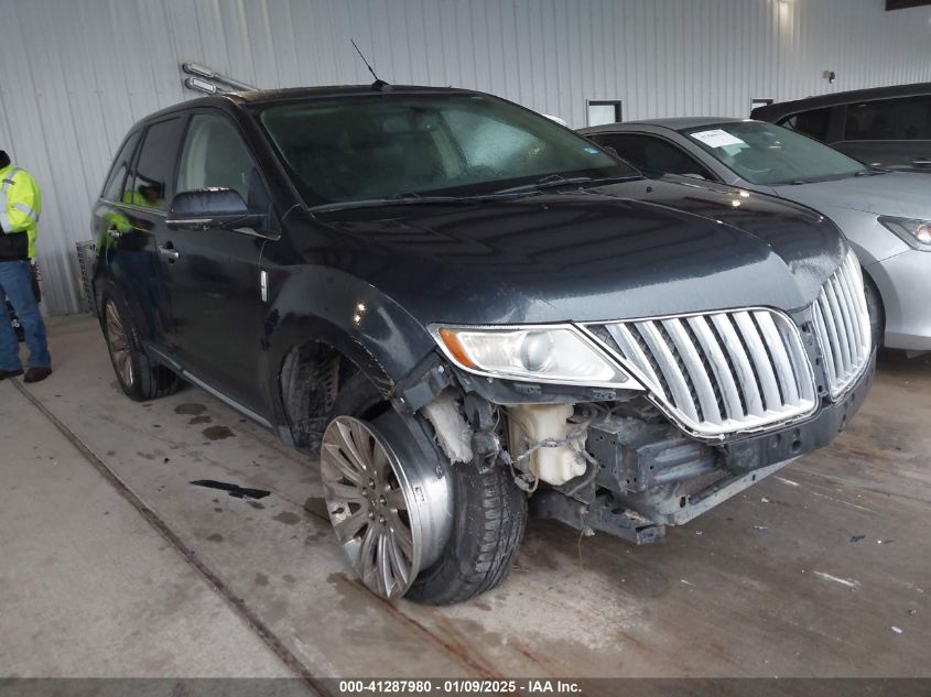 VIN 2LMDJ6JK1DBL15556 2013 LINCOLN MKX no.1