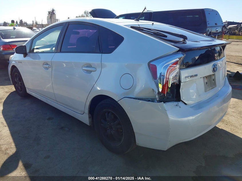 2015 TOYOTA PRIUS VIN: JTDKN3DU2F1981797