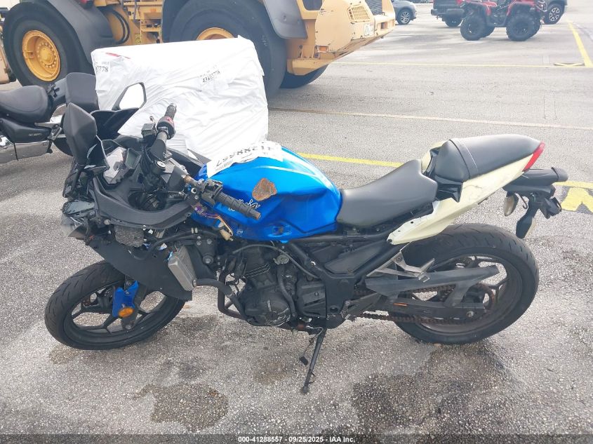 2017 Kawasaki Ex300 B VIN: JKAEX8B18HDA39216 Lot: 41288557