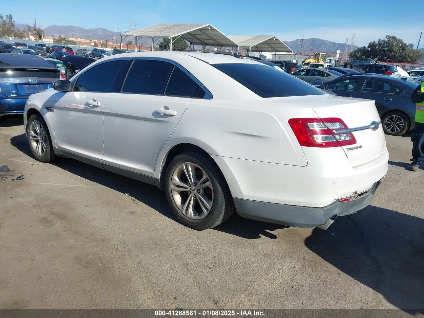 VIN 1FAHP2E85FG122562 2015 FORD TAURUS no.3