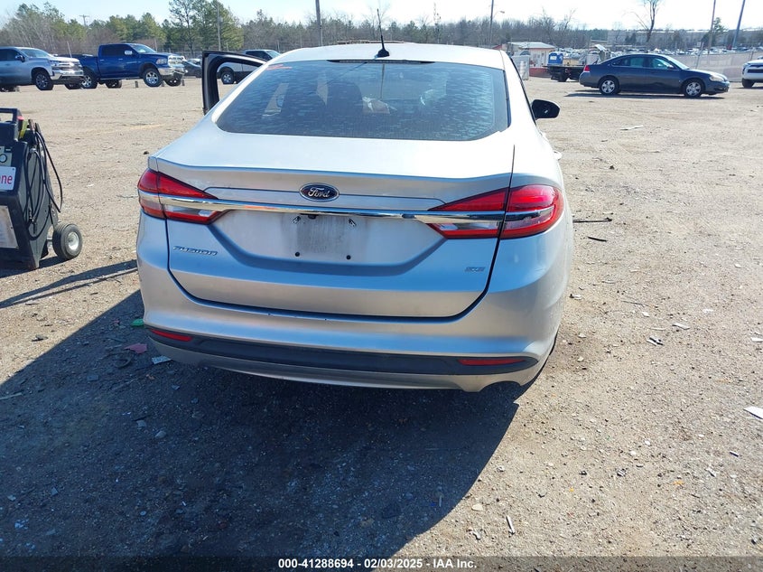2017 FORD FUSION VIN: 3FA6P0H72HR230633