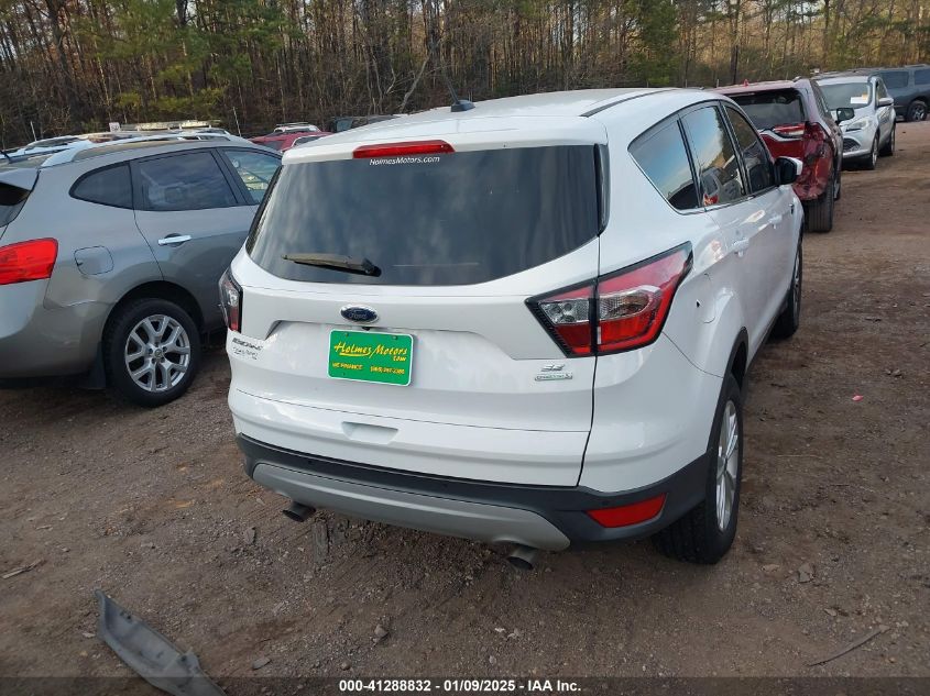 VIN 1FMCU0GDXHUC55488 2017 Ford Escape, SE no.16