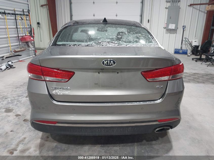 VIN 5XXGU4L37GG089655 2016 KIA Optima, EX no.17