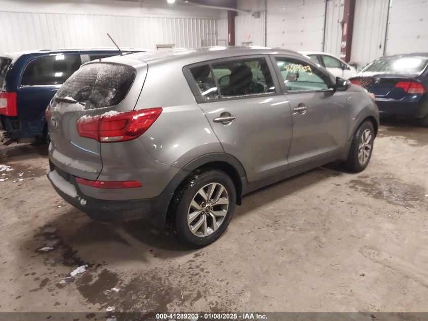 VIN KNDPBCAC5G7854079 2016 KIA SPORTAGE no.4