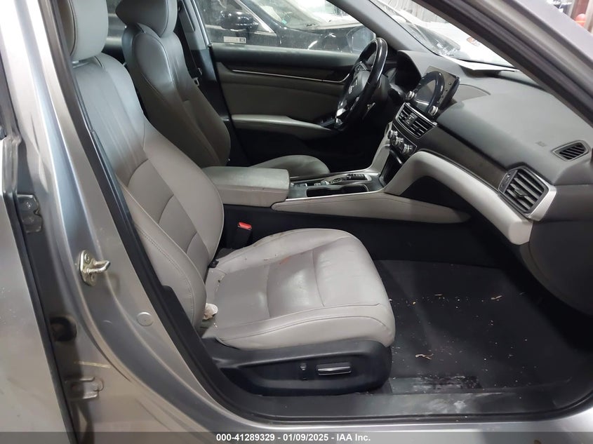 2020 HONDA ACCORD VIN: 1HGCV3F50LA002821