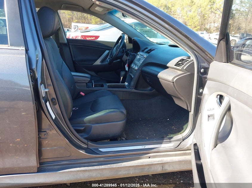 2011 TOYOTA CAMRY VIN: 4T1BF3EK1BU128192