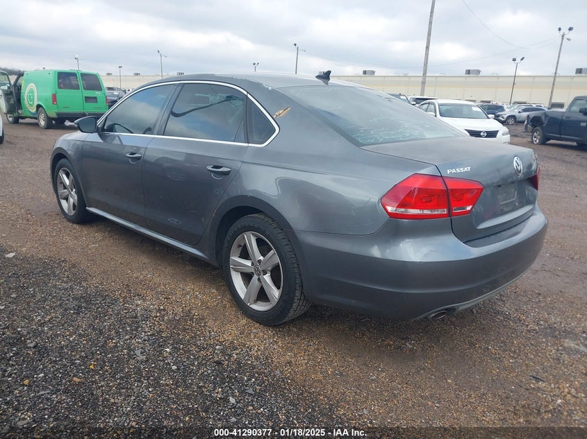 2012 VOLKSWAGEN PASSAT VIN: 1VWBH7A3XCC054344