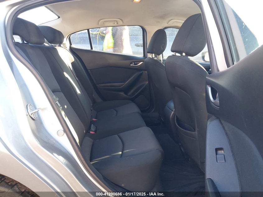 2014 MAZDA MAZDA3 I SPORT - JM1BM1U76E1125919