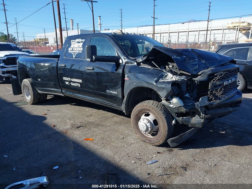 2022 Ram 3500 Tradesman 4X4 8' Box black truck diesel 3C63RRGL7NG363297 photo #1