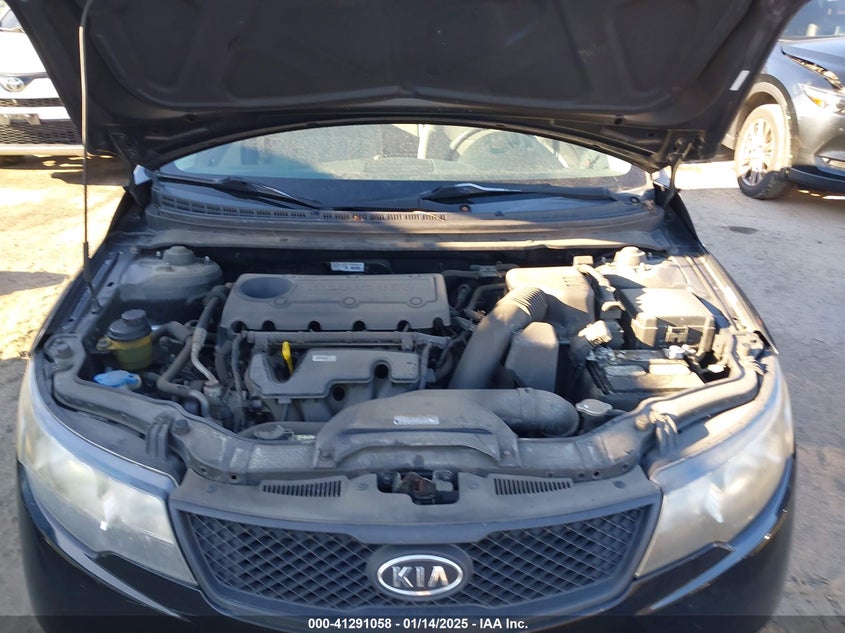 2010 KIA FORTE VIN: KNAFT4A26A5289038
