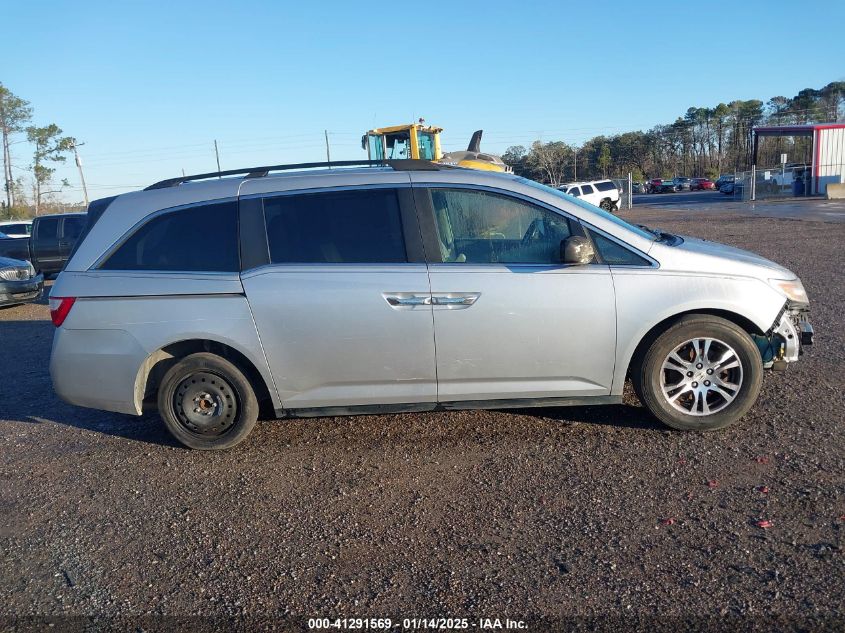 VIN 5FNRL5H64DB090555 2013 HONDA ODYSSEY no.13