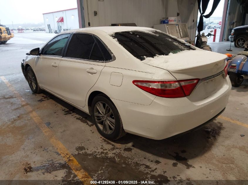 VIN 4T1BF1FK4FU065730 2015 Toyota Camry, SE no.3