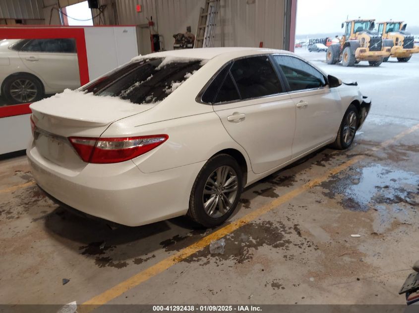 VIN 4T1BF1FK4FU065730 2015 Toyota Camry, SE no.4