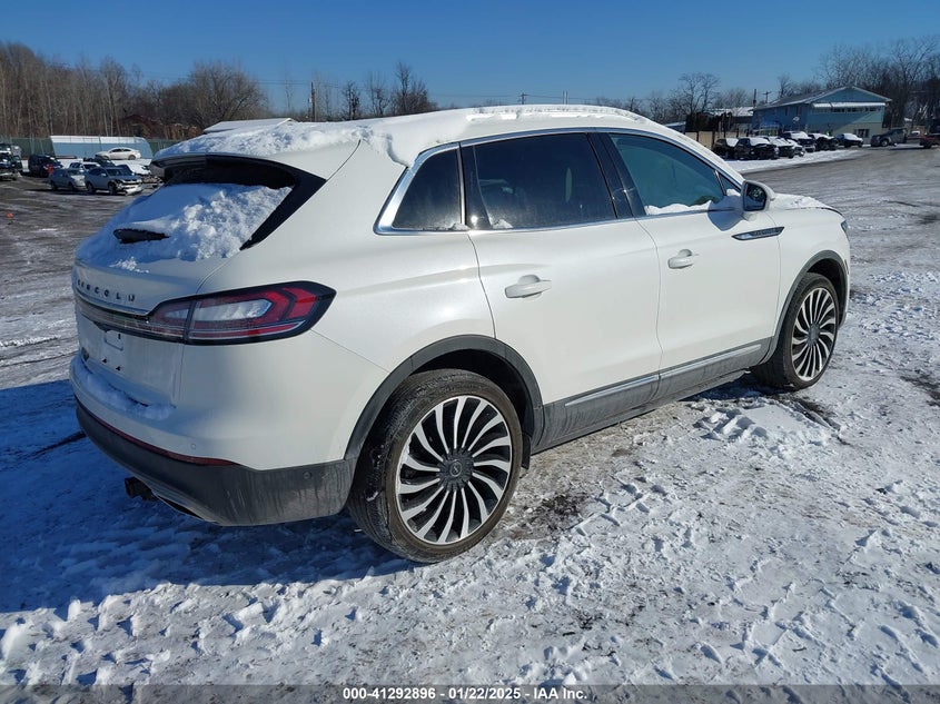 Vin: 2lmpj9jp0nbl14586, lot: 41783280, lincoln nautilus black label 20224