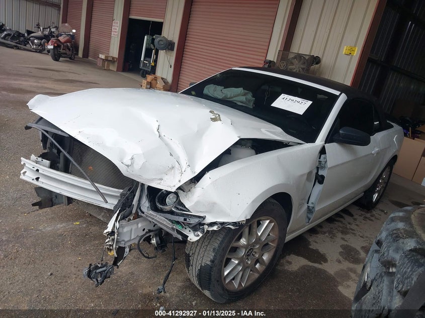 2014 FORD MUSTANG VIN: 1ZVBP8EM9E5220114