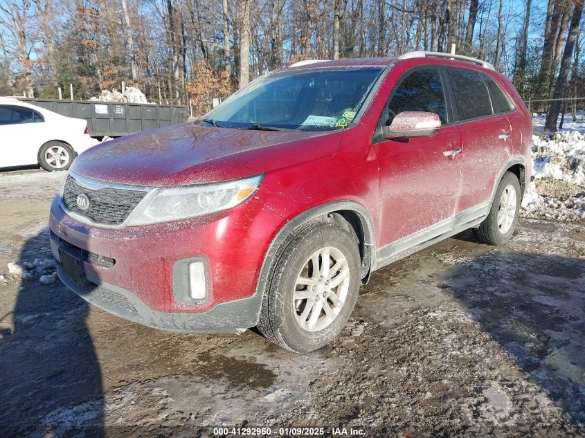 VIN 5XYKT4A60FG626399 2015 KIA Sorento, LX no.2