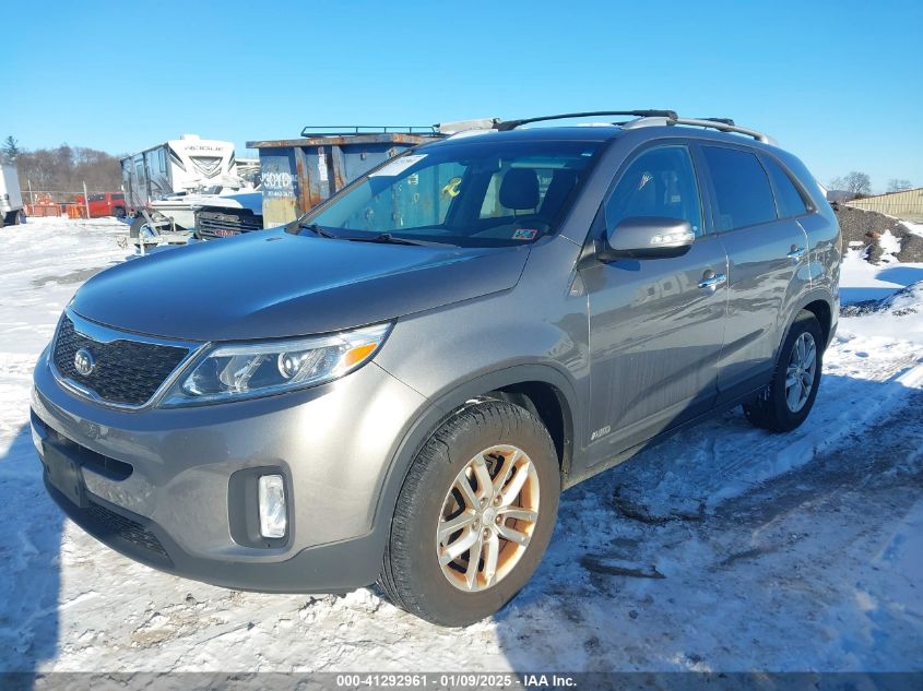 VIN 5XYKTCA60EG509270 2014 KIA Sorento, LX no.2