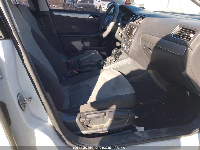 2017 VOLKSWAGEN JETTA VIN: 3VW2B7AJ7HM370502