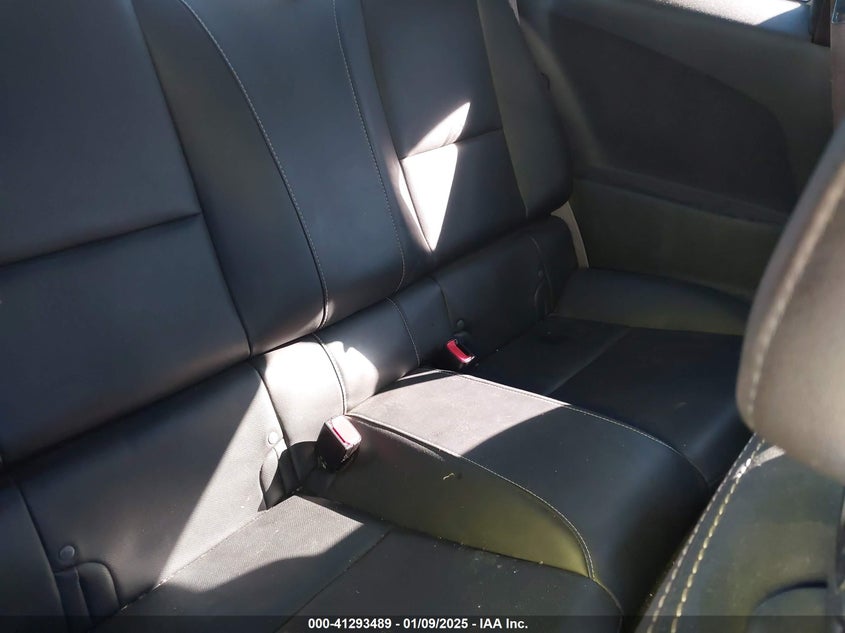 2014 CHEVROLET CAMARO VIN: 2G1FC1E39E9317517