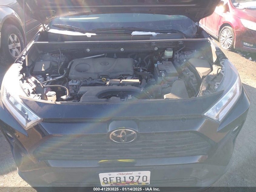 2019 TOYOTA RAV4 XLE PREMIUM - JTMA1RFV0KD515763