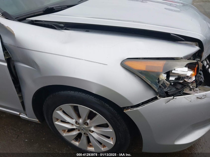 2008 HONDA ACCORD VIN: 1HGCP26878A027401