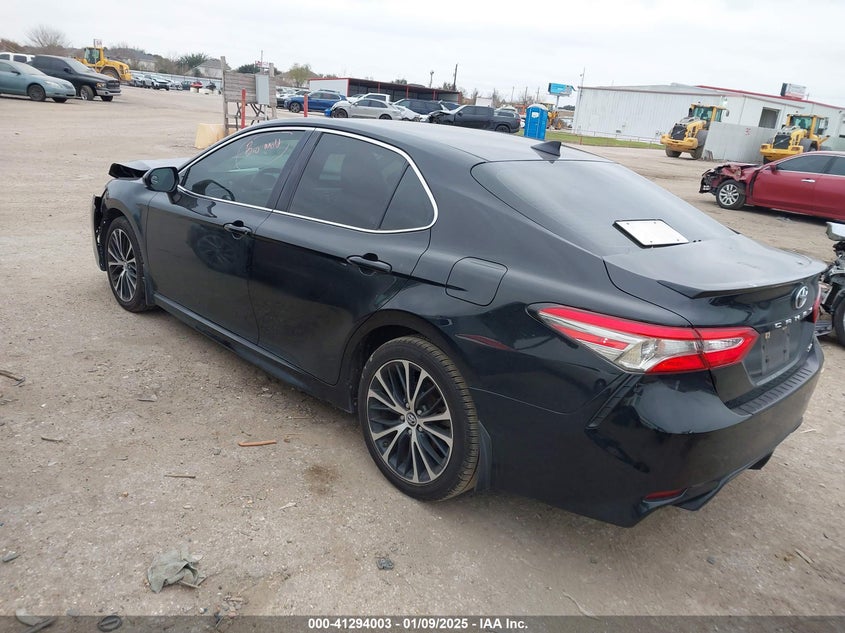 2019 TOYOTA CAMRY VIN: 4T1B11HK2KU751268