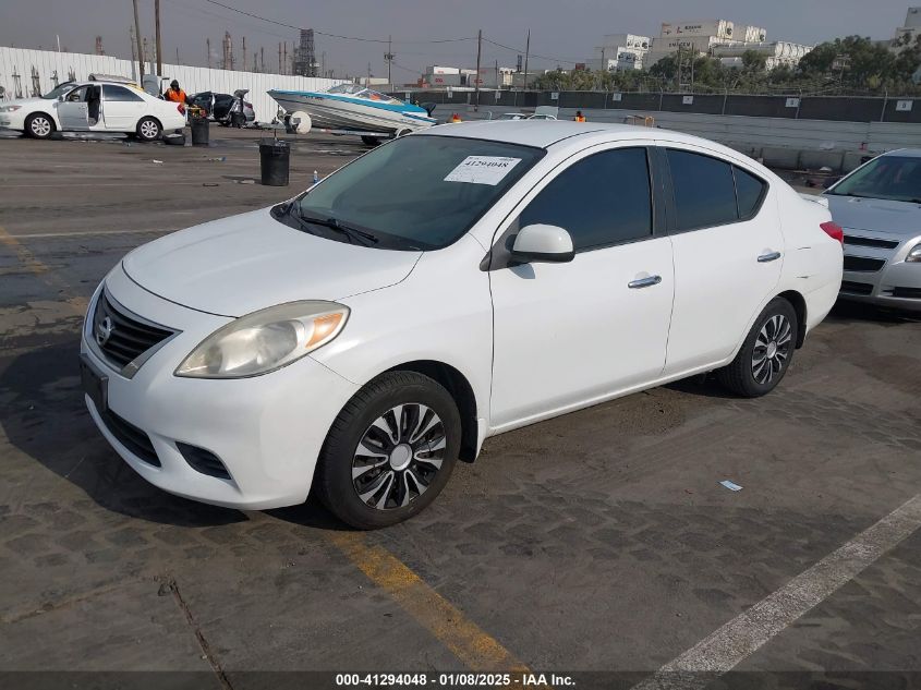 VIN 3N1CN7APXDL886035 2013 Nissan Versa, 1.6 SV no.2