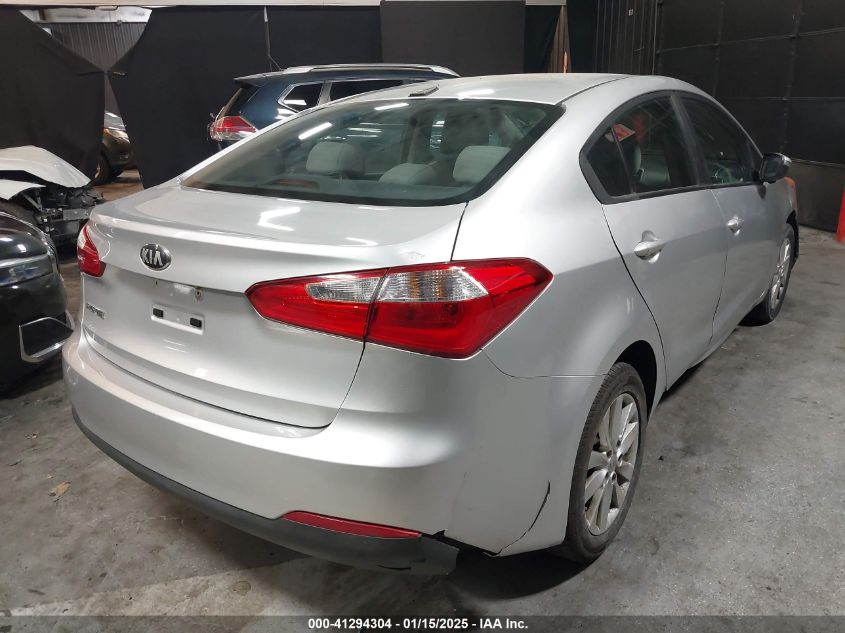 VIN KNAFX4A64E5100657 2014 KIA FORTE no.4