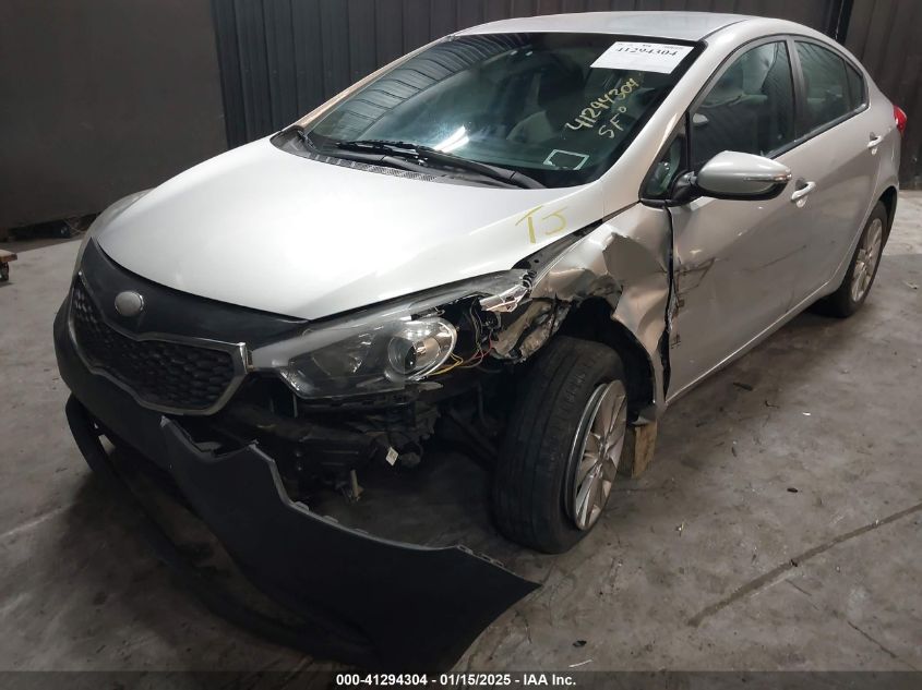 VIN KNAFX4A64E5100657 2014 KIA FORTE no.6