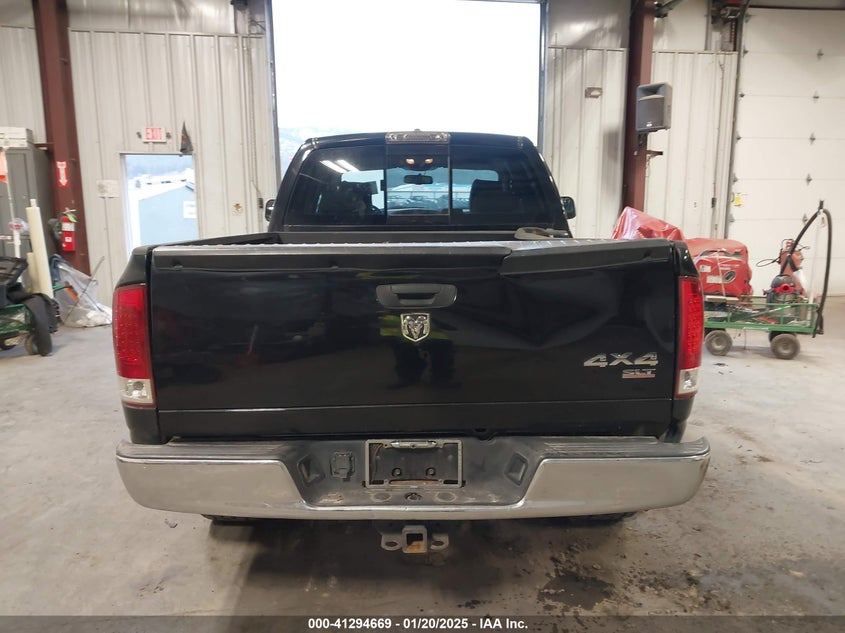 2008 DODGE RAM 1500 VIN: 1D7HU18238J220585