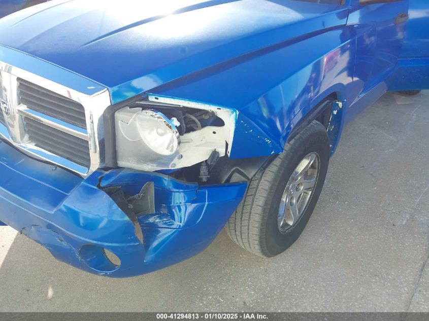 2007 Dodge Dakota Slt VIN: 1D7HE48K1752B8741 Lot: 41294813