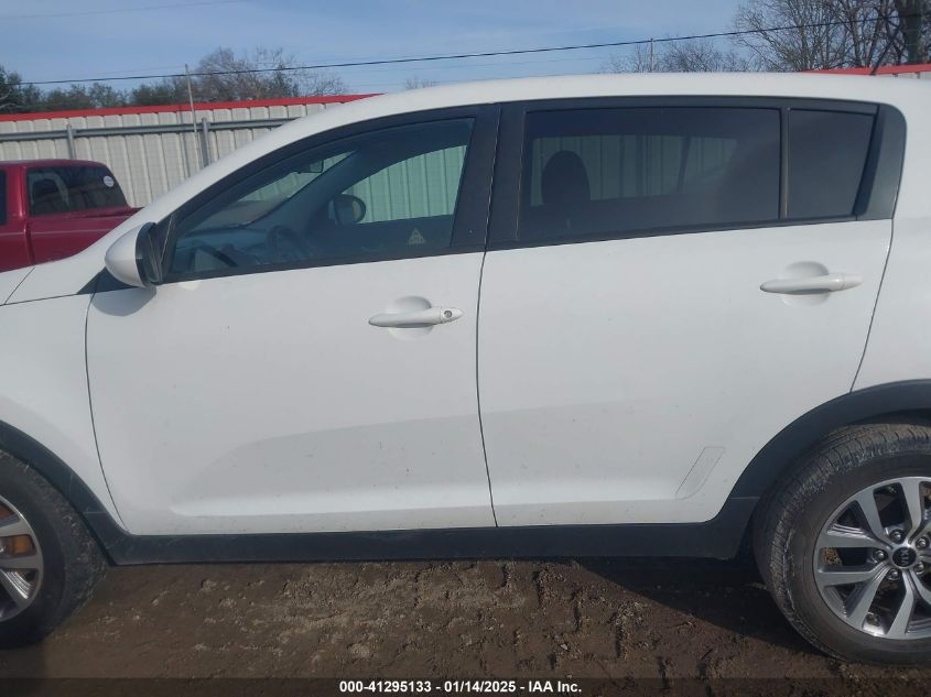 VIN KNDPB3AC7G7818698 2016 KIA SPORTAGE no.14