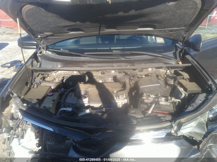 2016 TOYOTA RAV4 LE - JTMZFREV7GJ063518