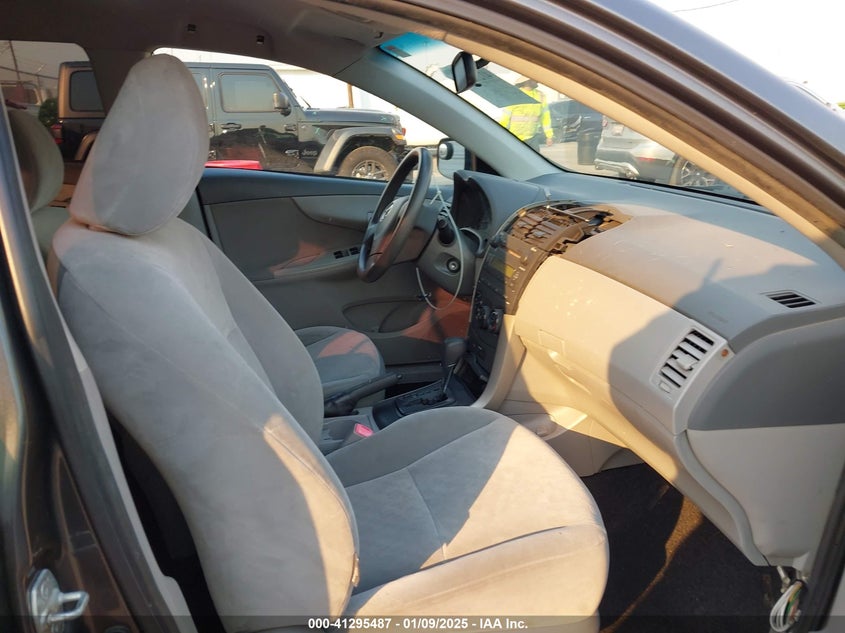 2009 TOYOTA COROLLA VIN: JTDBL40E899039415