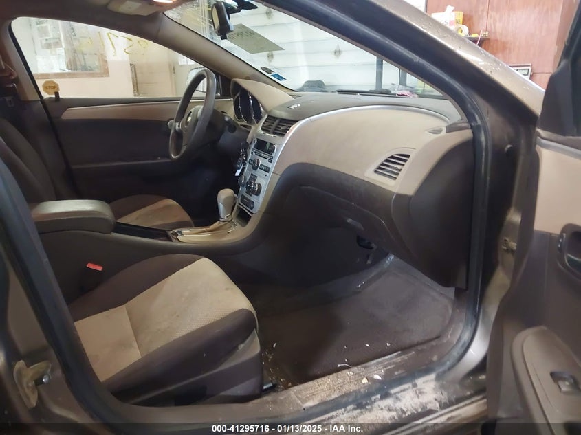 2011 CHEVROLET MALIBU VIN: 1G1ZB5E19BF217913