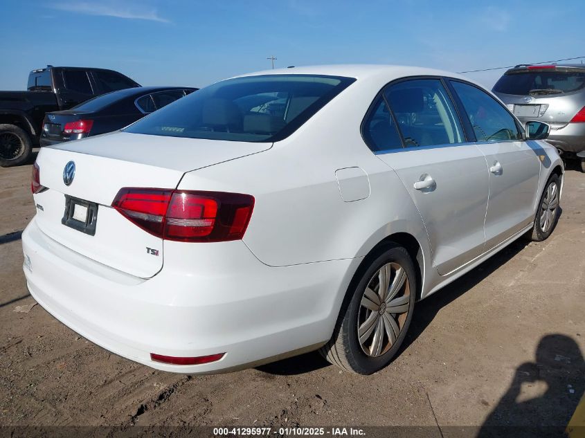 VIN 3VW2B7AJ9HM344533 2017 Volkswagen Jetta, 1.4T S no.4