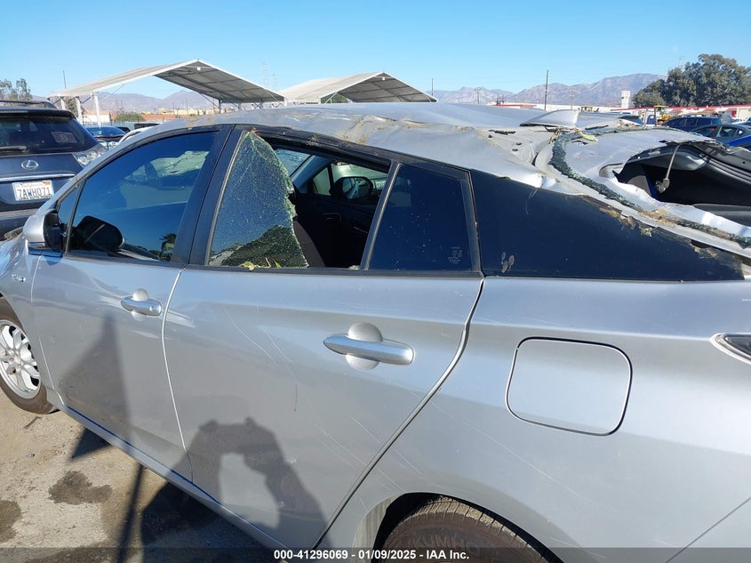 2018 TOYOTA PRIUS VIN: JTDKARFU0J3546270