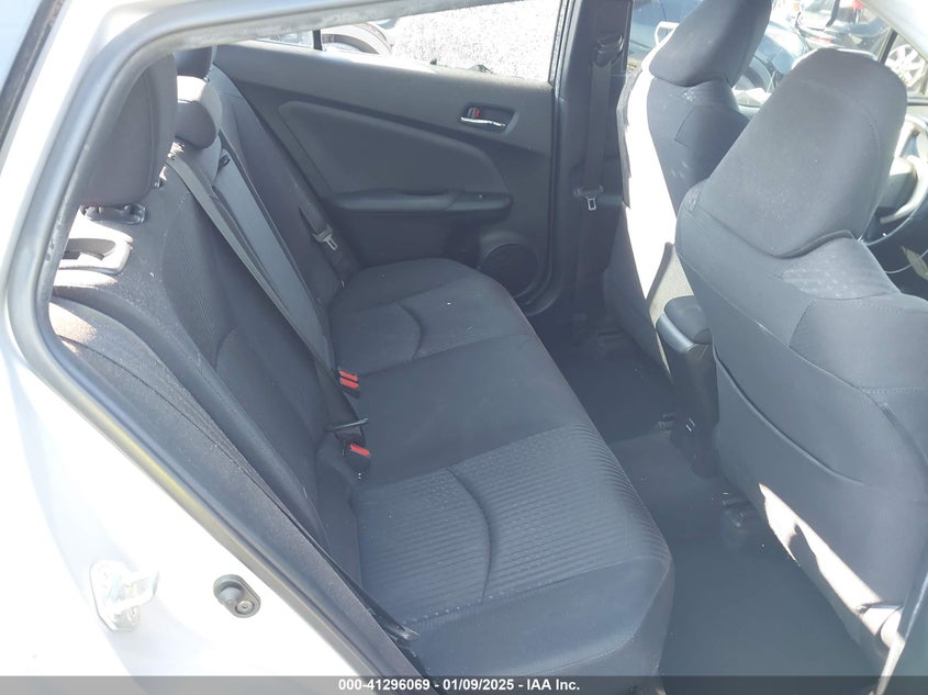2018 TOYOTA PRIUS VIN: JTDKARFU0J3546270