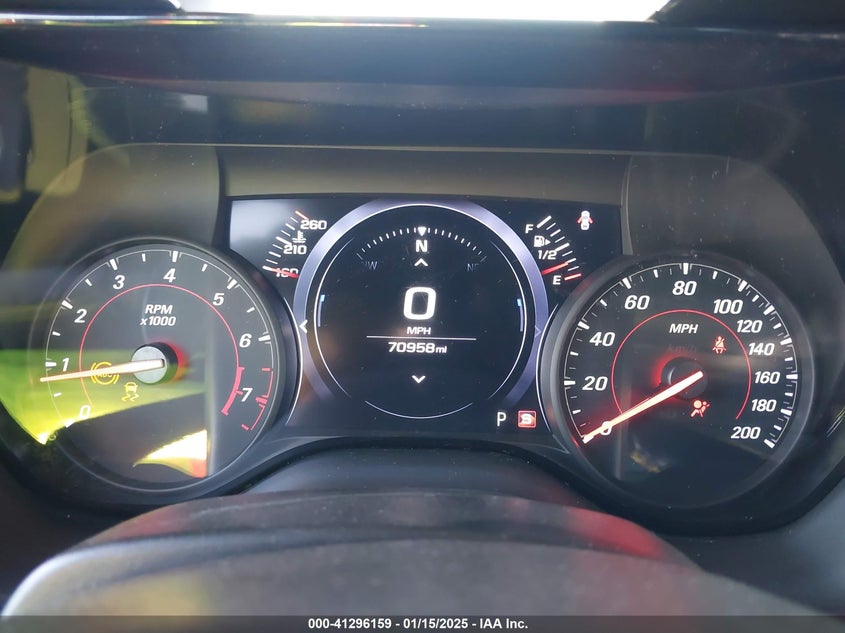 2019 CHEVROLET CAMARO VIN: 1G1FH1R71K0134598