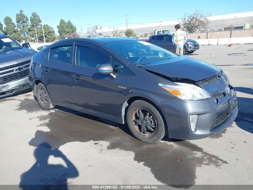 2015 Toyota Prius, Two