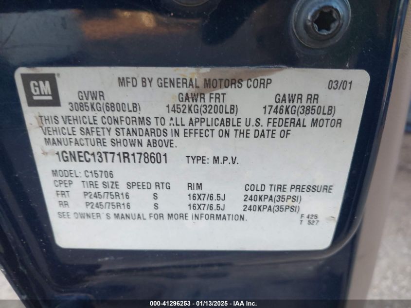 2001 Chevrolet Tahoe Ls VIN: 1GNEC13T71R178601 Lot: 41296253