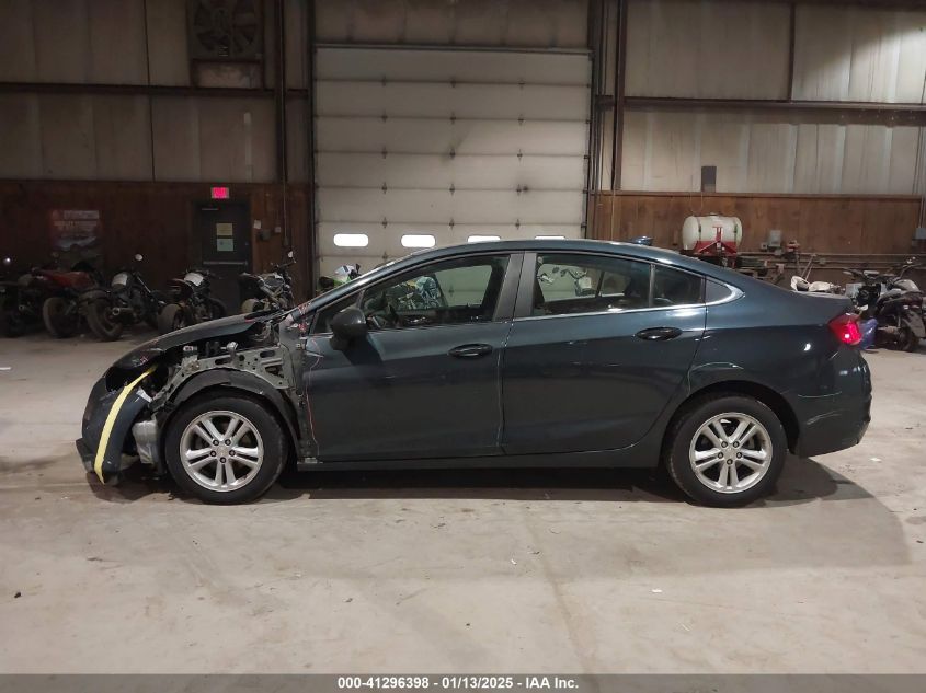 VIN 1G1BE5SM1J7118017 2018 CHEVROLET CRUZE no.15