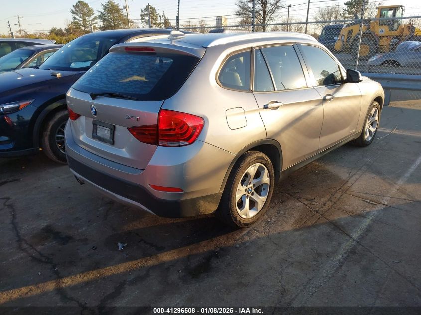 VIN WBAVM1C5XDVW43498 2013 BMW X1 no.4