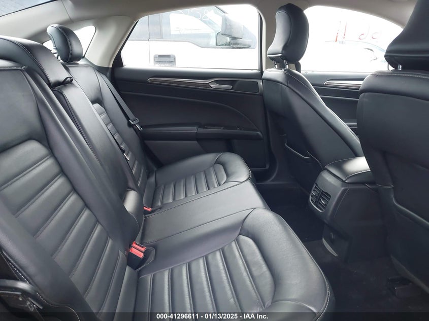 2017 FORD FUSION VIN: 3FA6P0T90HR256334