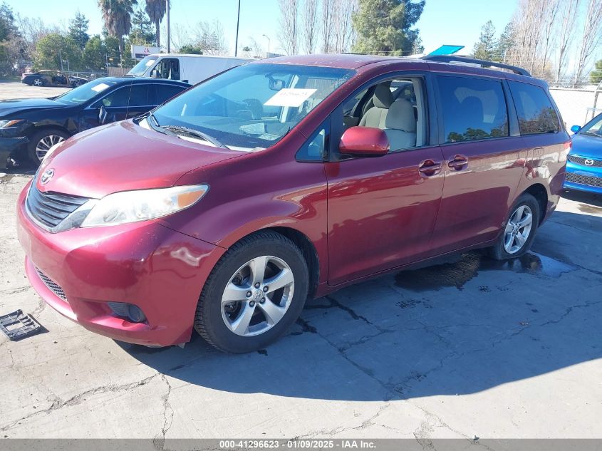 VIN 5TDKK3DC9DS311406 2013 Toyota Sienna, Le V6 8 P... no.2