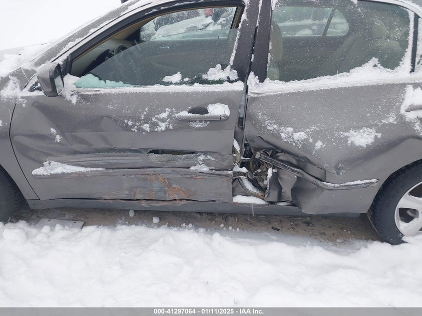 2006 HONDA ACCORD VIN: 1HGCM56716A152215