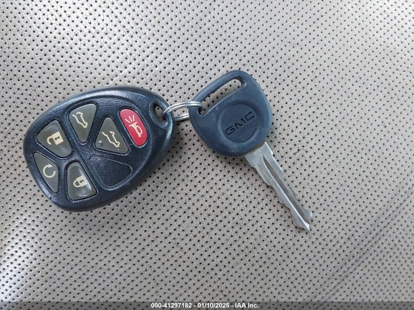 2013 GMC YUKON XL 1500 DENALI - 1GKS2MEF1DR319727